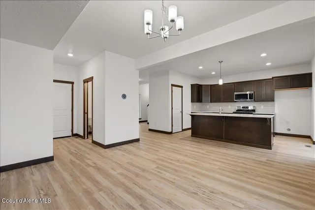 $579,900 | 2613 East Cinder Avenue, Post Falls, ID 83854