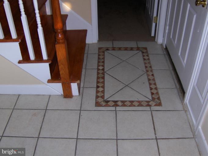14341 Fullerton Road Woodbridge, VA 22193 - Photo 11 of 20 Interior (General)
