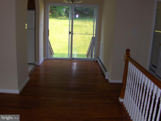 14341 Fullerton Road Woodbridge, VA 22193 - Photo 3 of 20 Dining Room