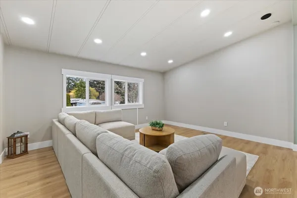 $443,950 | 914 Nottingham Drive Southeast, Olympia, WA 98503