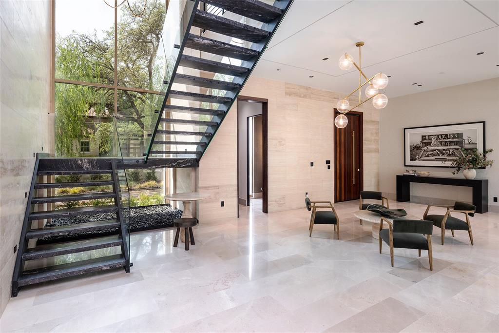 10920 Strait Lane Dallas, TX 75229 - Photo 4 of 37