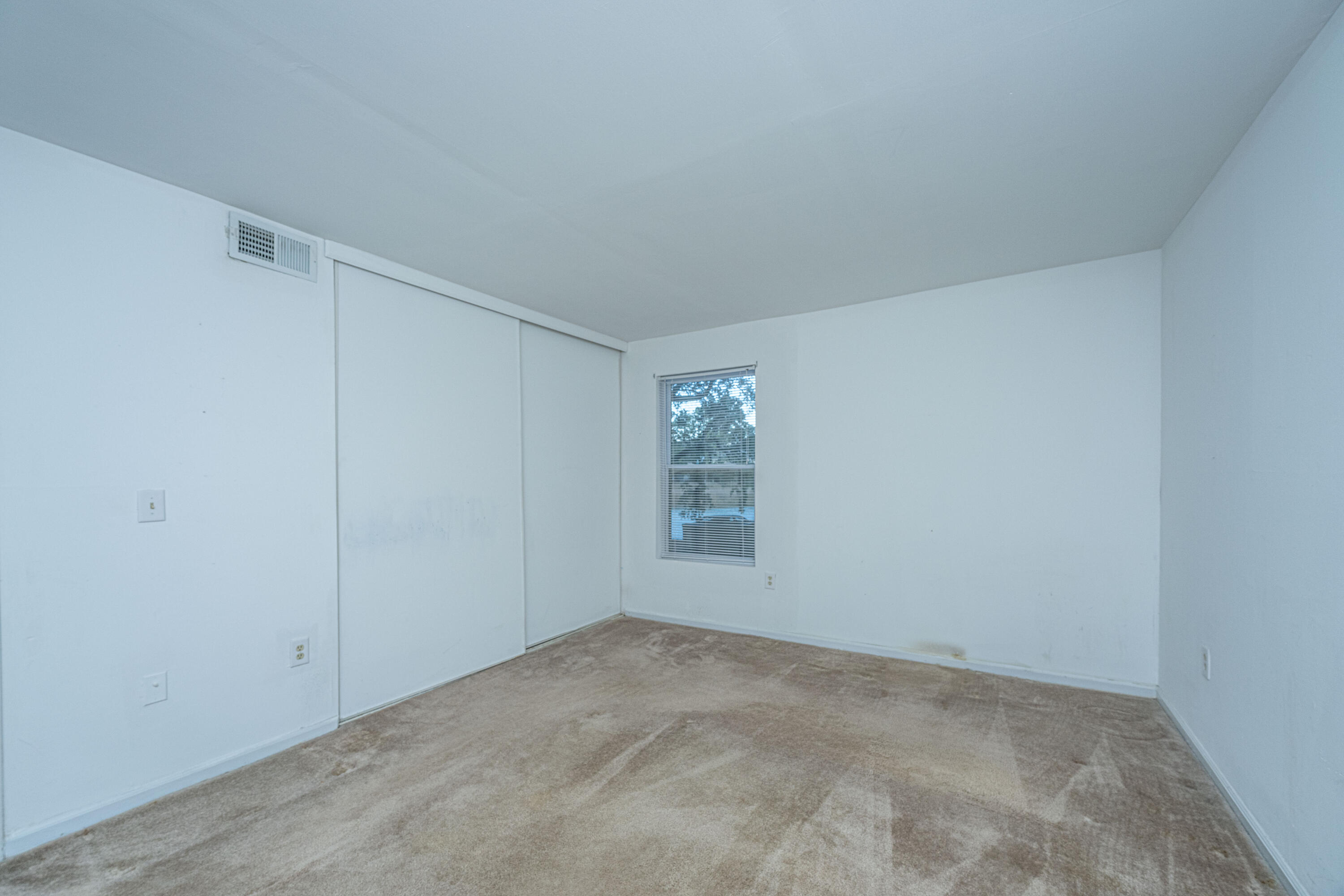 1402 Camp Road, Unit 13D Charleston, SC 29412 - Photo 14 of 20 1402CampRdUnit13-D018