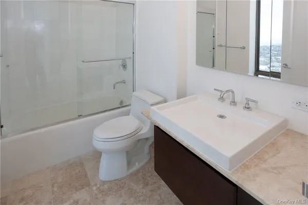 $679,900 | 175 Huguenot Street, Unit 1804, New Rochelle, NY 10801