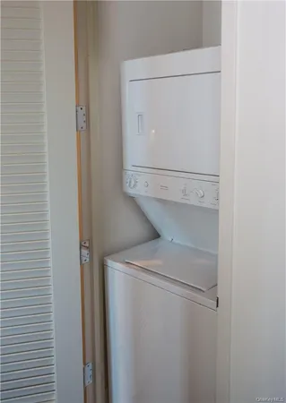 $679,900 | 175 Huguenot Street, Unit 1804, New Rochelle, NY 10801