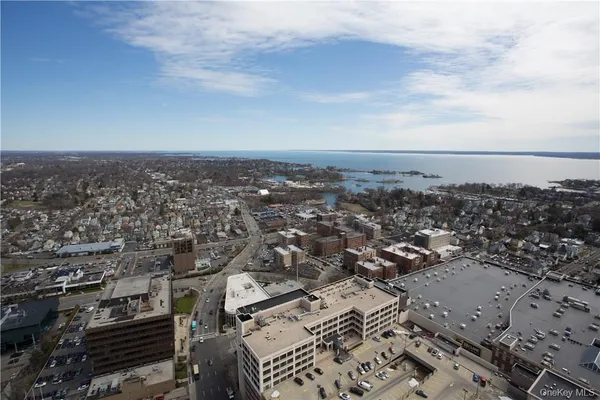 $679,900 | 175 Huguenot Street, Unit 1804, New Rochelle, NY 10801