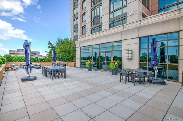 $679,900 | 175 Huguenot Street, Unit 1804, New Rochelle, NY 10801