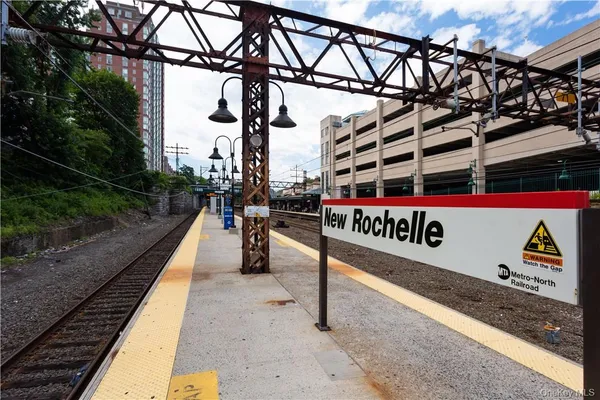 $679,900 | 175 Huguenot Street, Unit 1804, New Rochelle, NY 10801