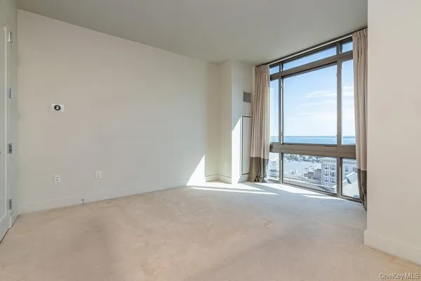 $679,900 | 175 Huguenot Street, Unit 1804, New Rochelle, NY 10801