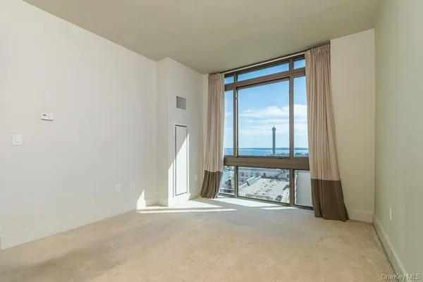 $679,900 | 175 Huguenot Street, Unit 1804, New Rochelle, NY 10801