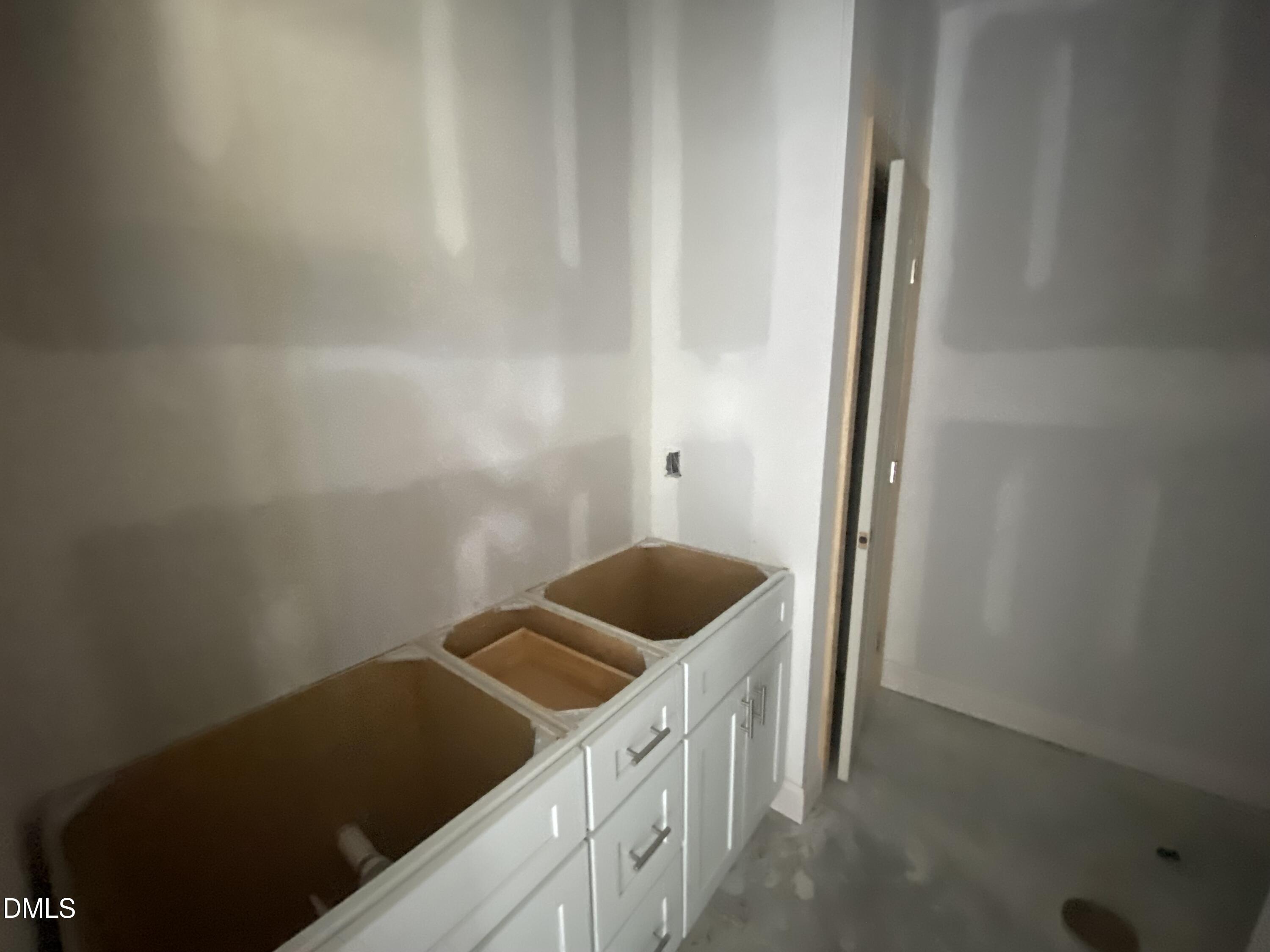 213 Herring Road Princeton, NC 27569 - Photo 6 of 8