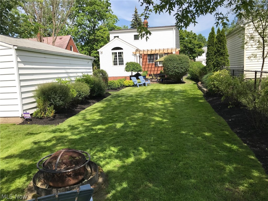 1576 Edgefield Road Lyndhurst, OH 44124 - Photo 19 of 20