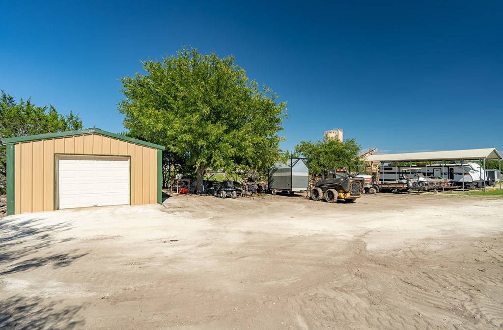 126-130 Robby Lane Kerrville, TX 78028 - Photo 66 of 76