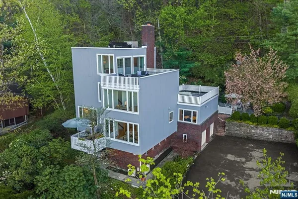 $1,199,000 | 206 Highland Avenue, Montclair, NJ 07043