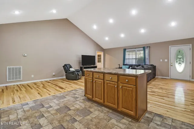 $345,900 | 338 Swallows Crossing, Grimsley, TN 38565