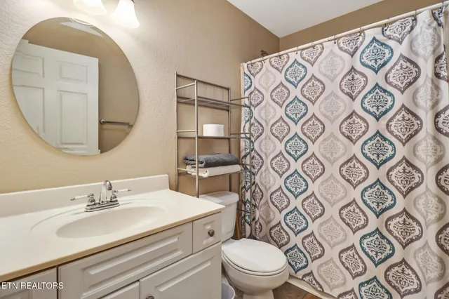 $345,900 | 338 Swallows Crossing, Grimsley, TN 38565