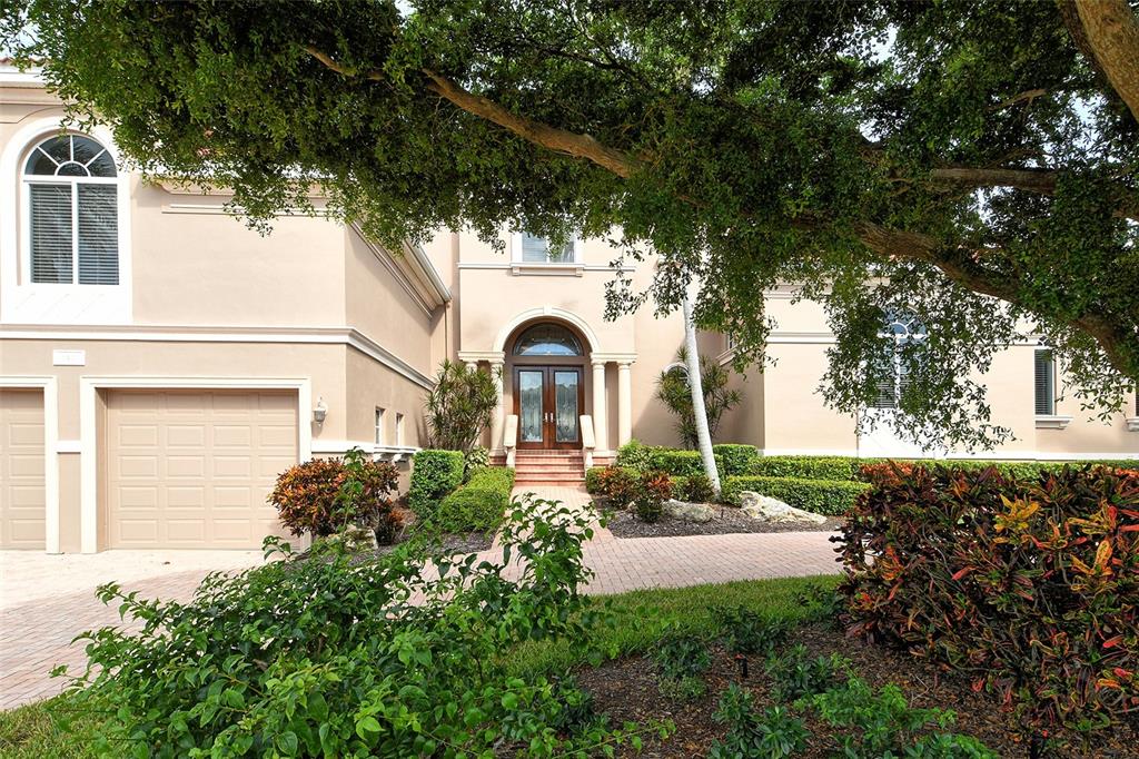 591 Putting Green Lane Longboat Key, FL 34228 - Photo 5 of 68