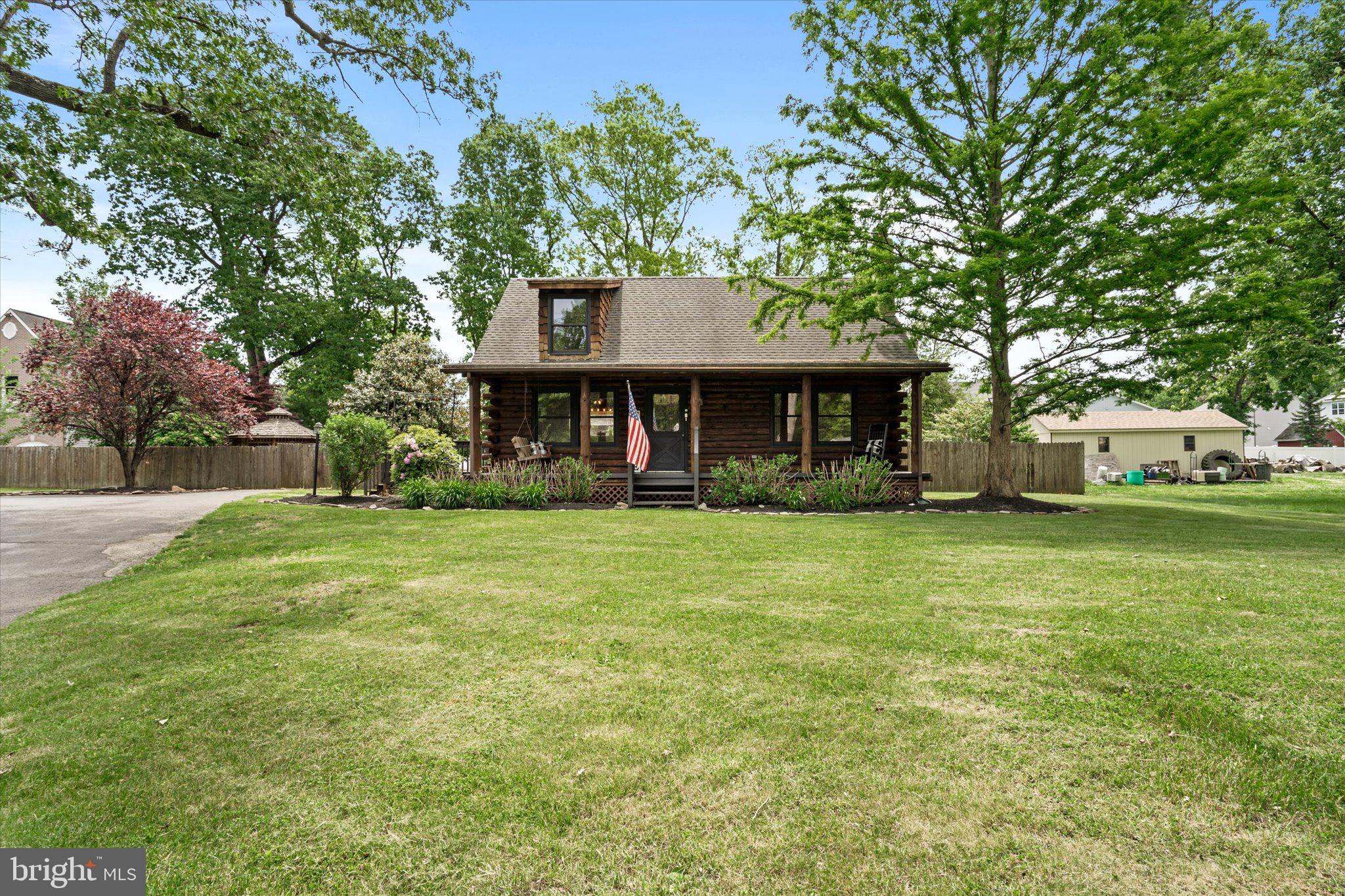629 Groveville Road Hamilton, NJ 08620 - Photo 3 of 39