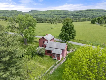 $599,000 | 25 Golden Hill Road, Lee, MA 01238