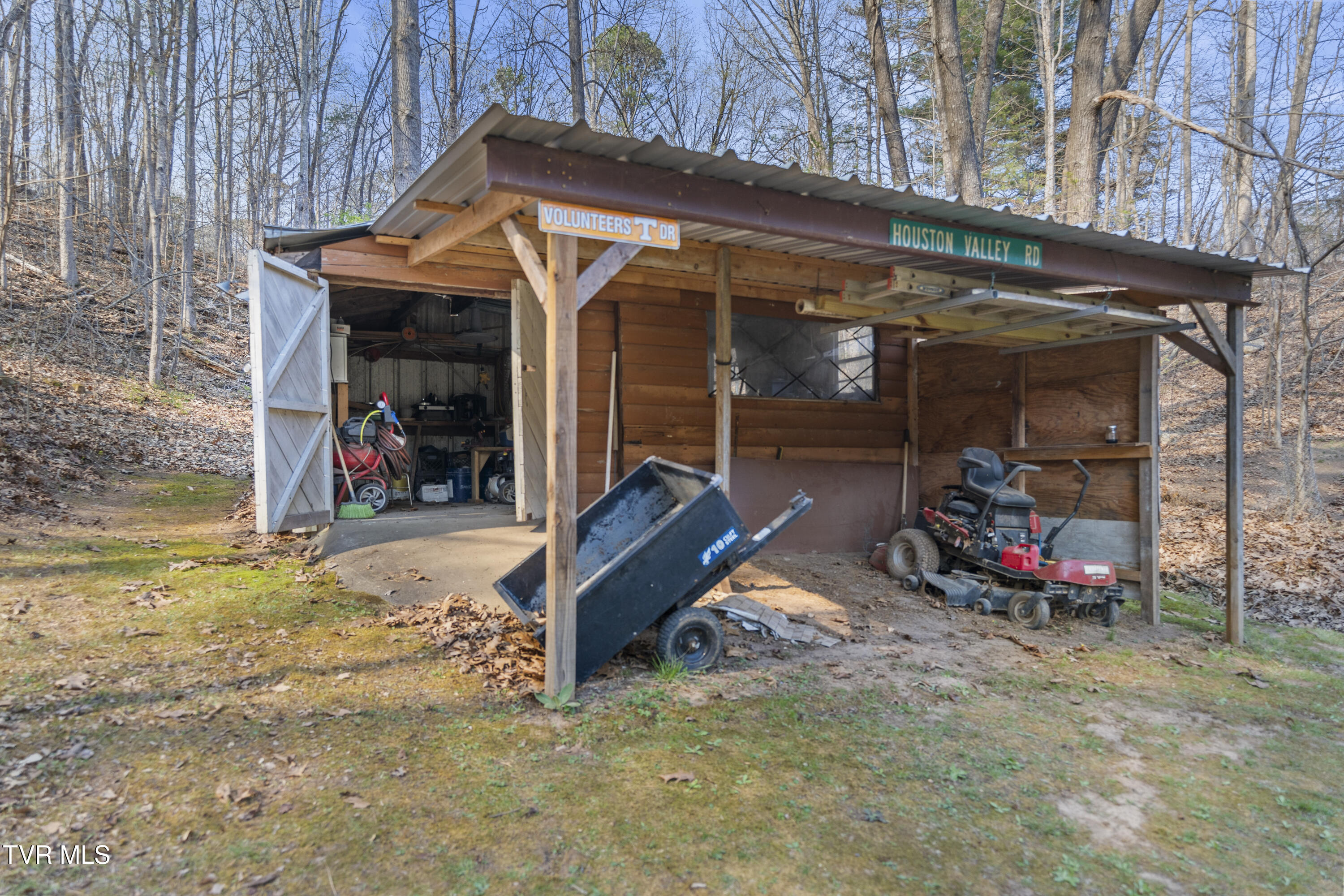 5710 Houston Valley Road Greeneville, TN 37743 - Photo 25 of 26 DSC09478