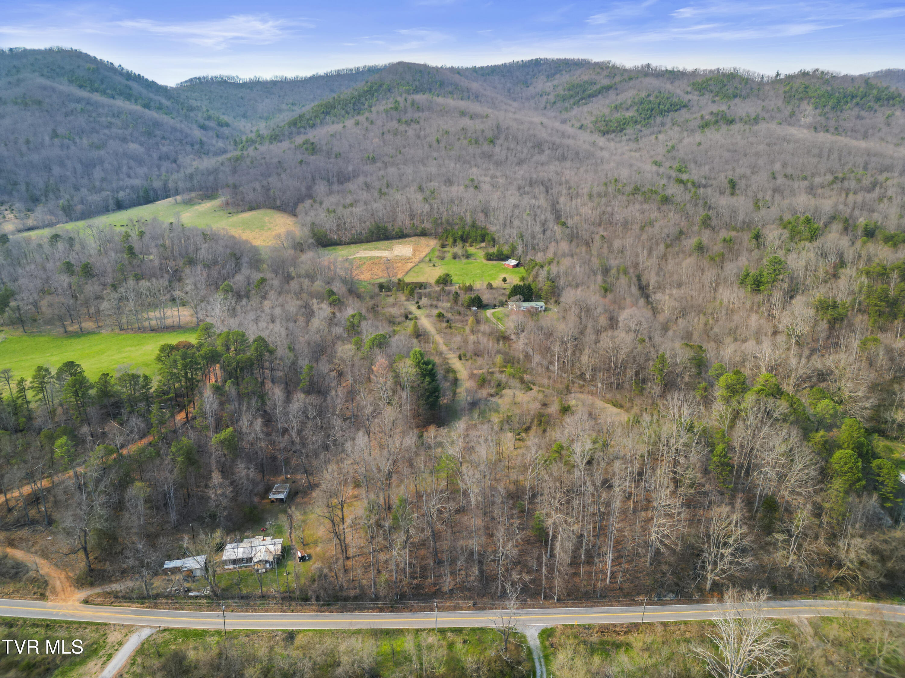 5710 Houston Valley Road Greeneville, TN 37743 - Photo 6 of 26 DJI_0209