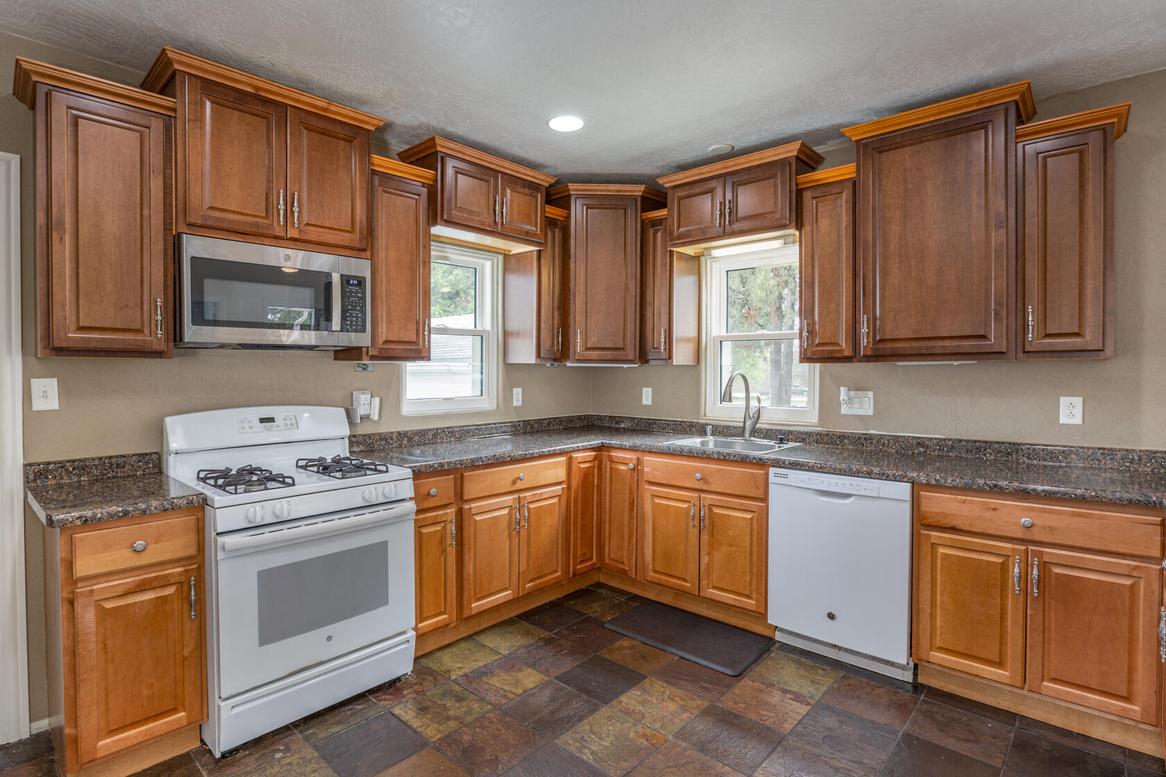 138 North Locust Street Appleton, WI 54914 - Photo 2 of 32 Updated Cabinetry