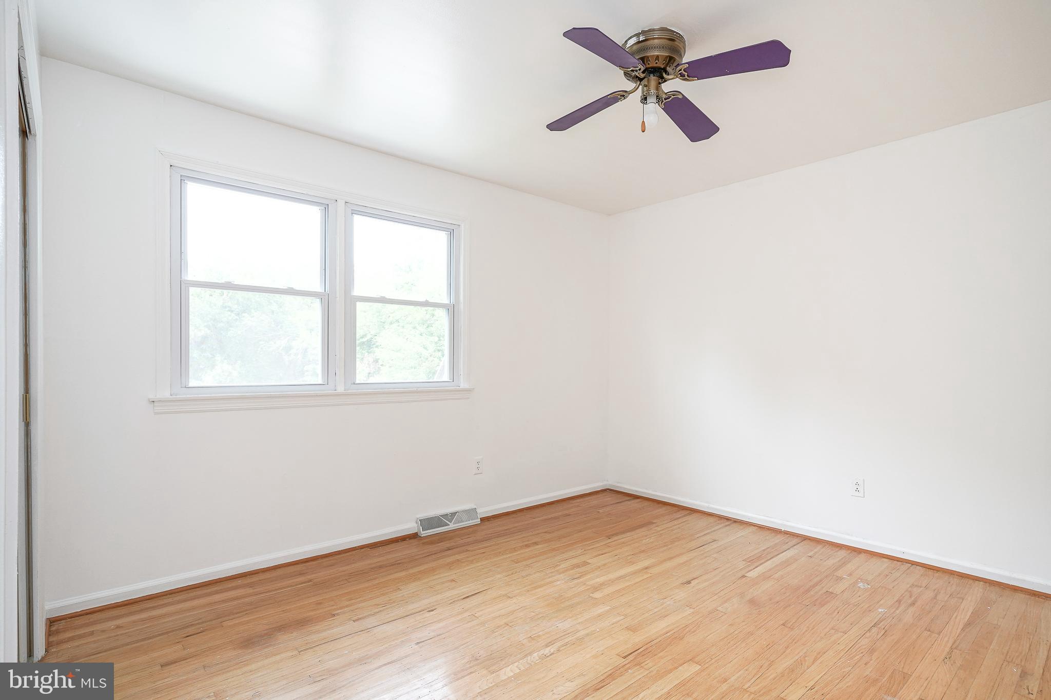 562 Hurffville - Cross Keys Road Sewell, NJ 08080 - Photo 23 of 35