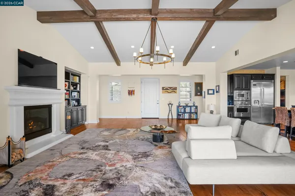 $1,690,000 | 372 Falcon Crest Drive, Lompoc, CA 93436