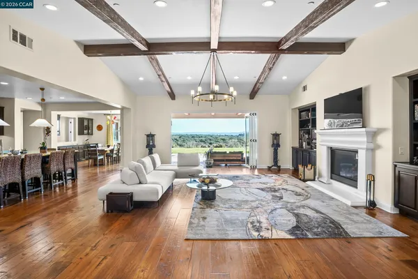 $1,690,000 | 372 Falcon Crest Drive, Lompoc, CA 93436