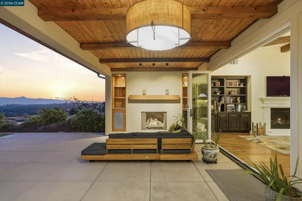 $1,690,000 | 372 Falcon Crest Drive, Lompoc, CA 93436