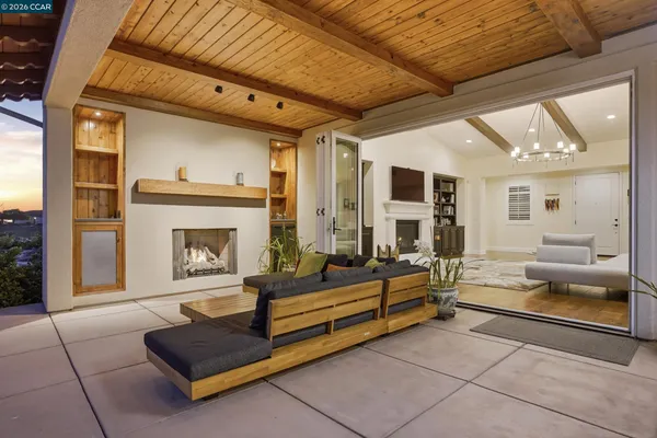 $1,690,000 | 372 Falcon Crest Drive, Lompoc, CA 93436