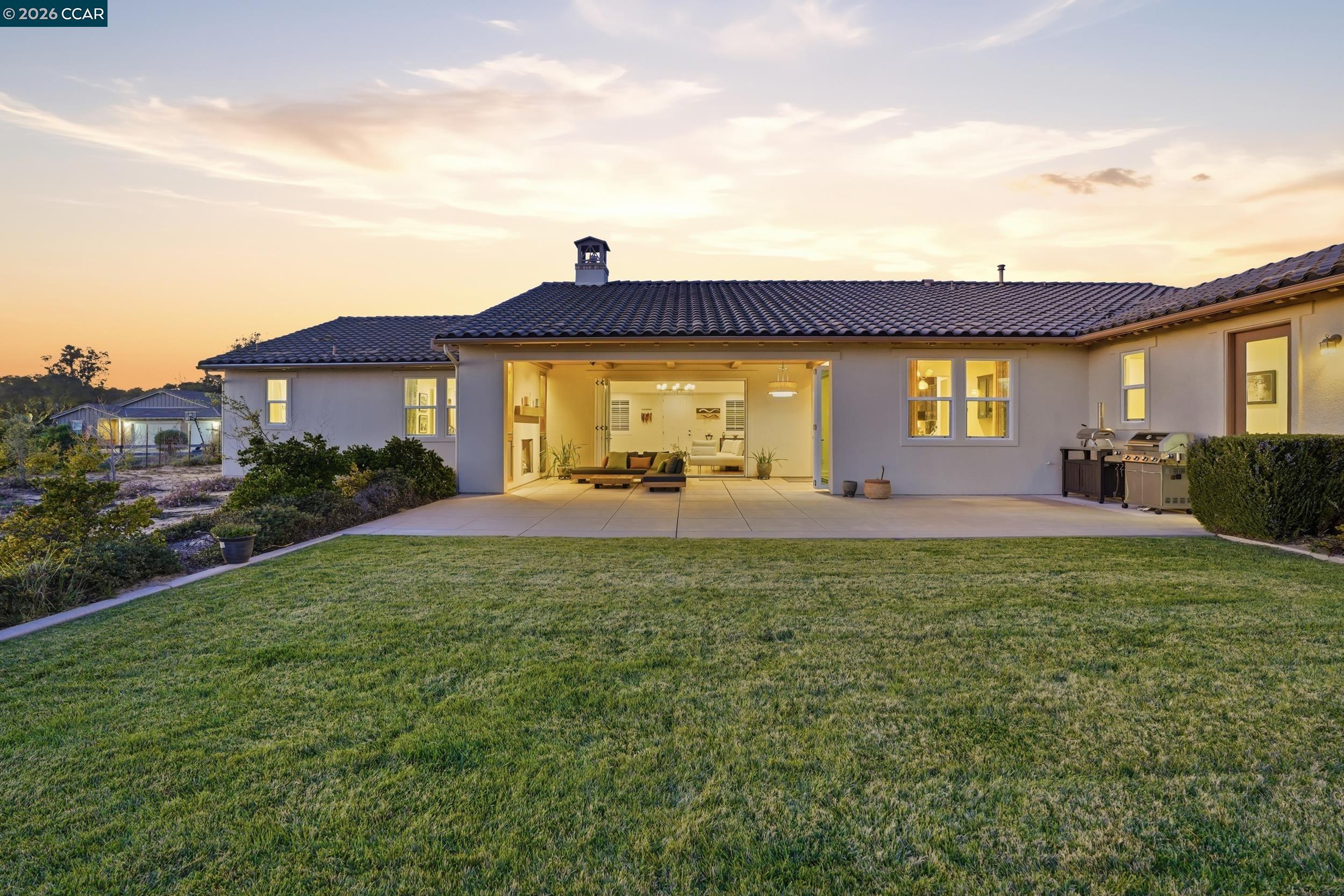 372 Falcon Crest Drive Lompoc, CA 93436 - Photo 42 of 59