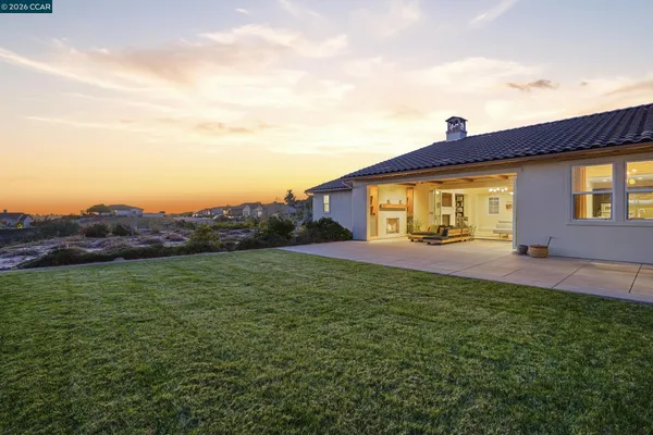$1,690,000 | 372 Falcon Crest Drive, Lompoc, CA 93436