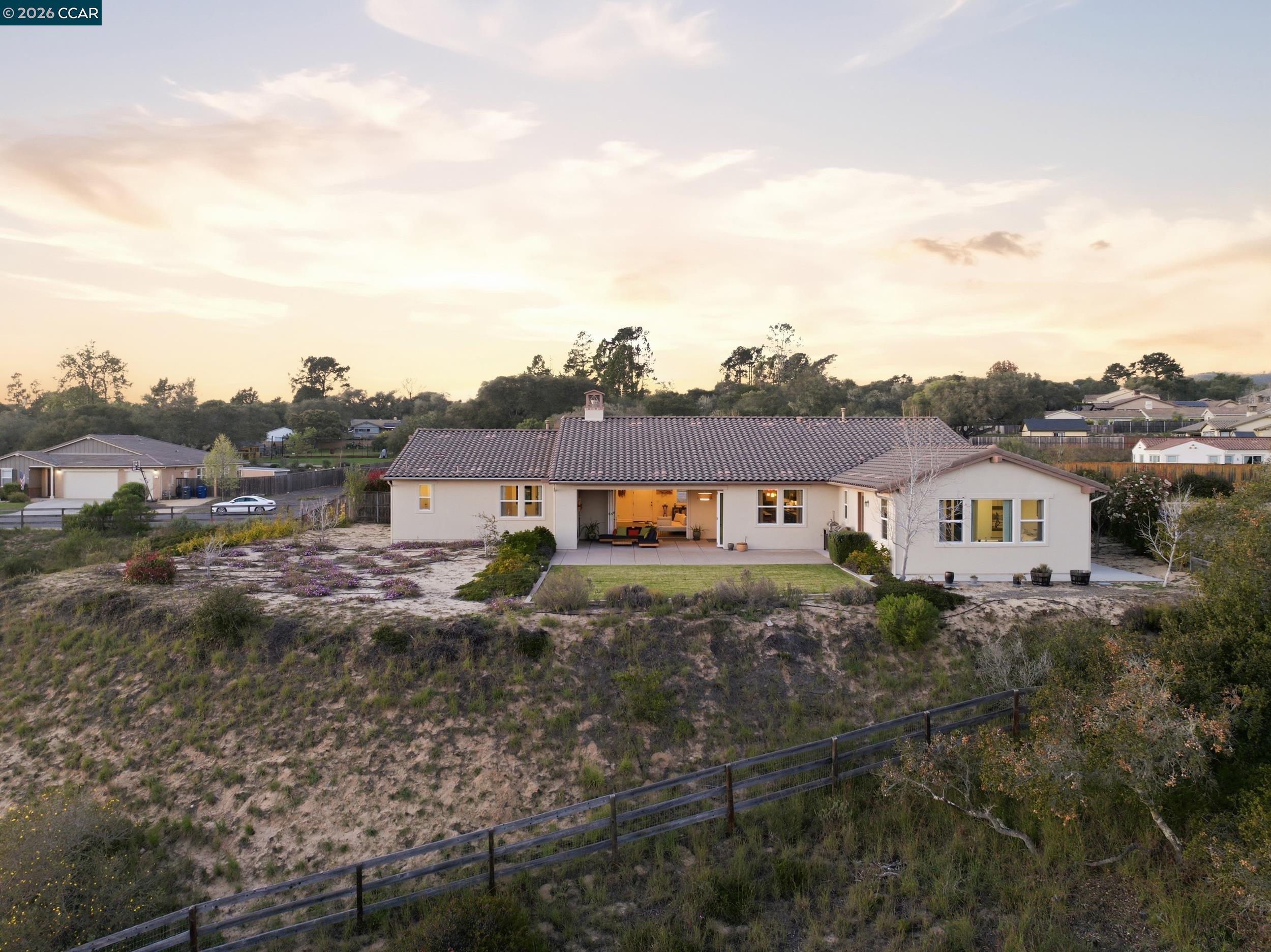 372 Falcon Crest Drive Lompoc, CA 93436 - Photo 47 of 59