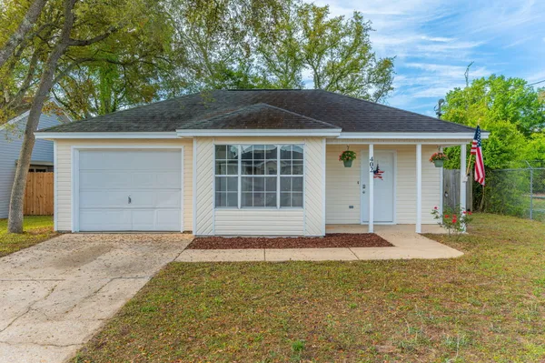 $217,000 | 402 Apple Drive, Crestview, FL 32536