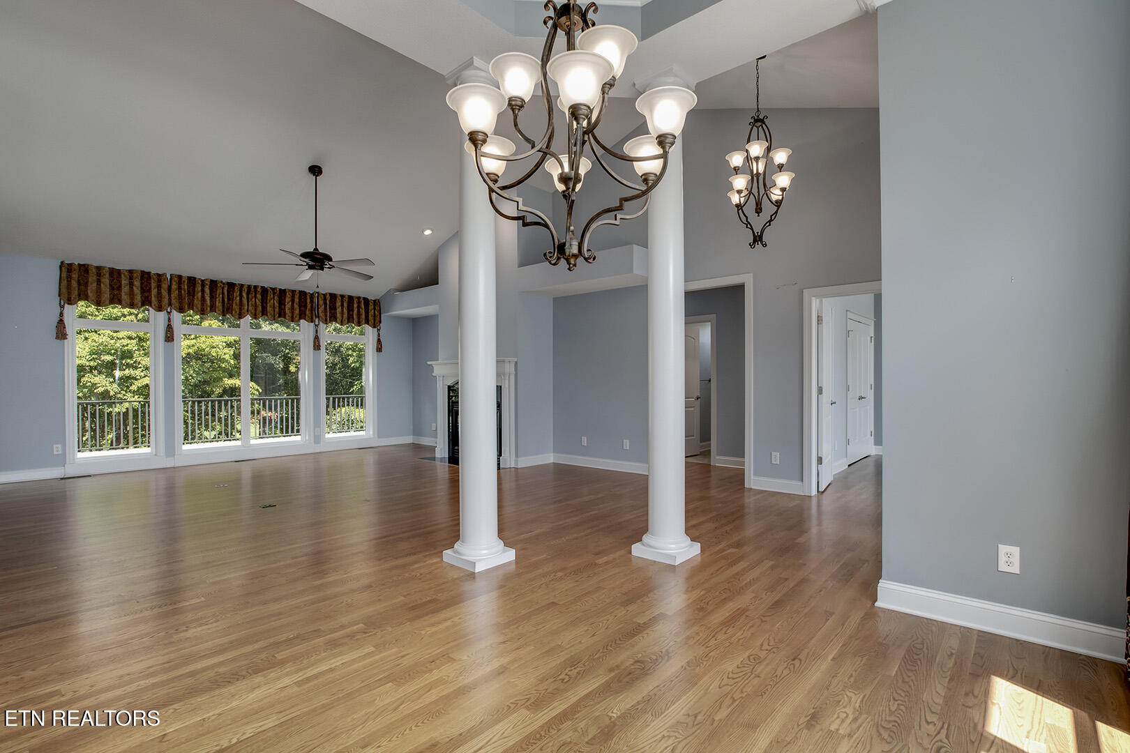 103 Eufaula Trace Loudon, TN 37774 - Photo 30 of 60 30_103 Eufaula Trace_Dining02