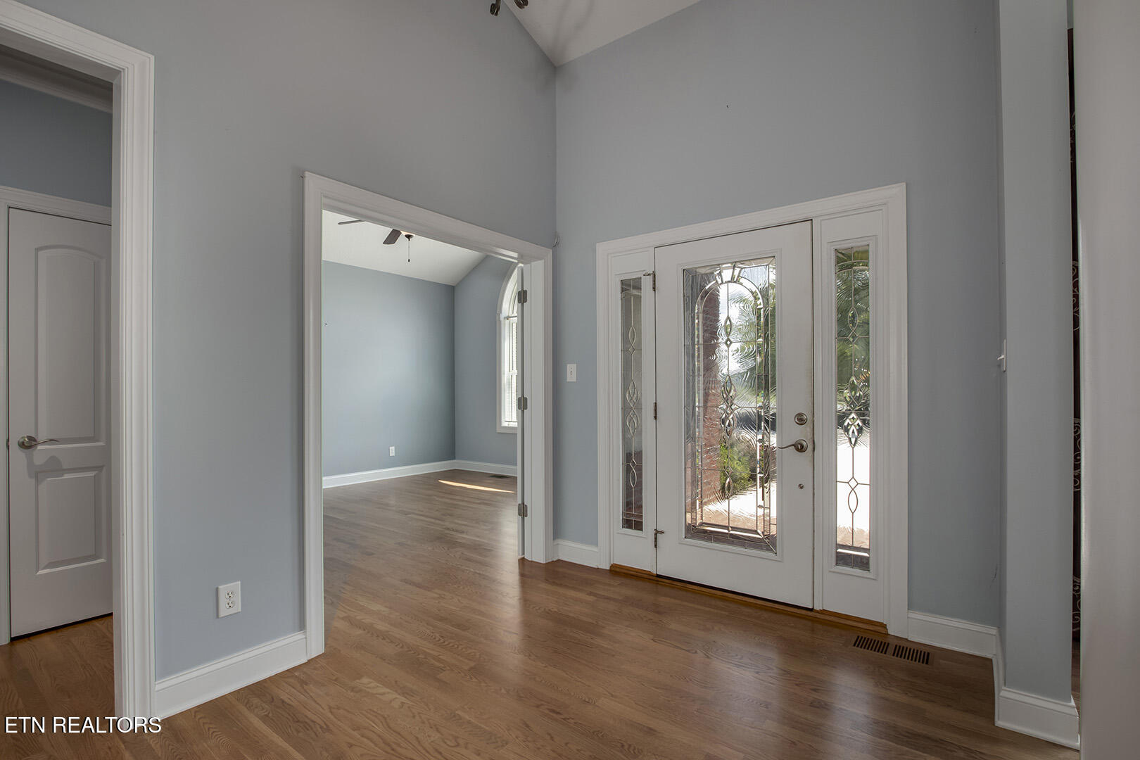 103 Eufaula Trace Loudon, TN 37774 - Photo 31 of 60 31_103 Eufaula Trace_Bedroom2-MainEntrie