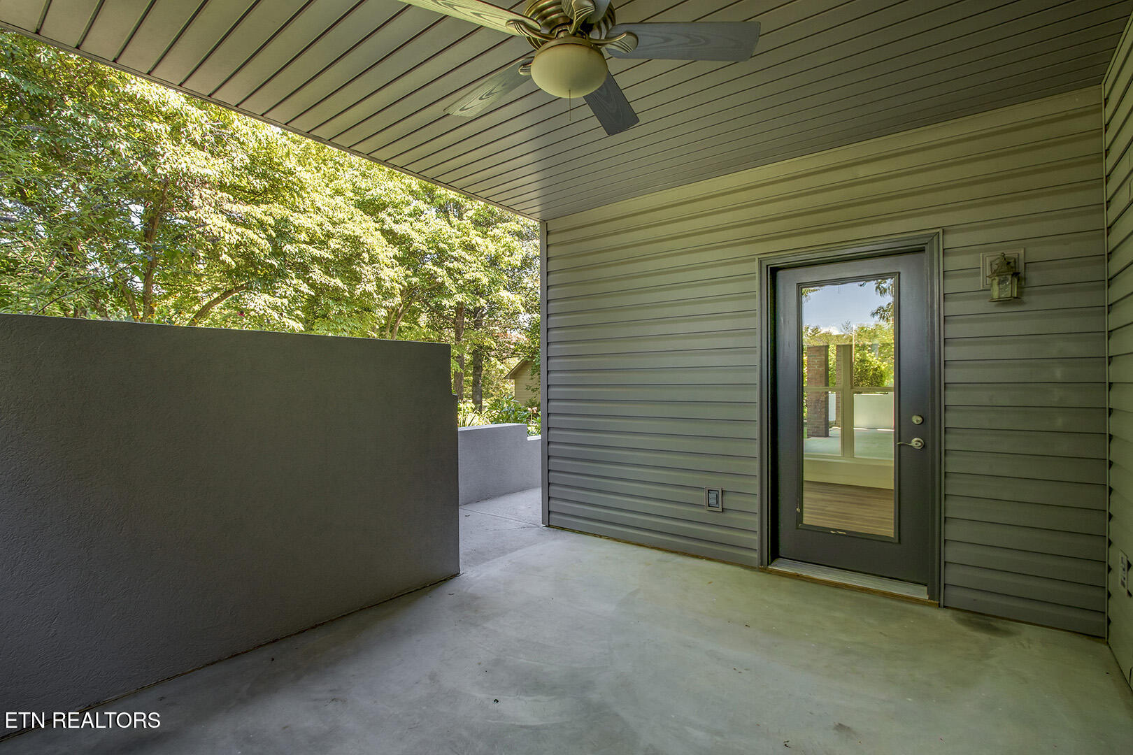 103 Eufaula Trace Loudon, TN 37774 - Photo 49 of 60 49_103 Eufaula Trace_CoveredPatio2