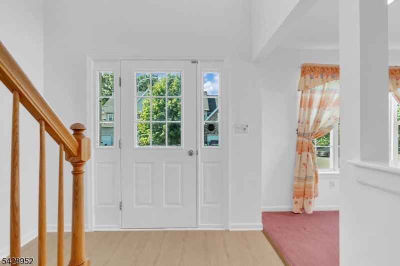 4 Leigh Road Hillsborough, NJ 08844 - Photo 4 of 50