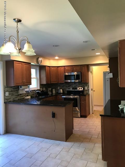 164 Edwards Road Freehold, NJ 07728 - Photo 4 of 12 IMG_4031