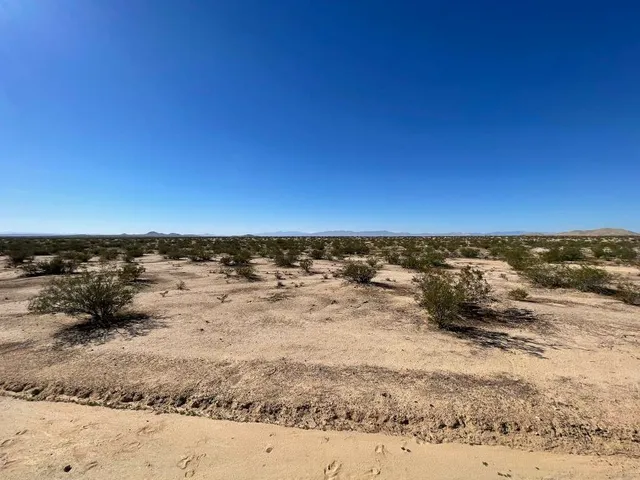 $5,000 | 3194 Lot 515, Edwards, CA 93523