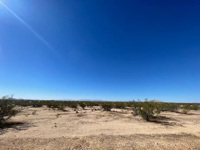 $5,000 | 3194 Lot 515, Edwards, CA 93523
