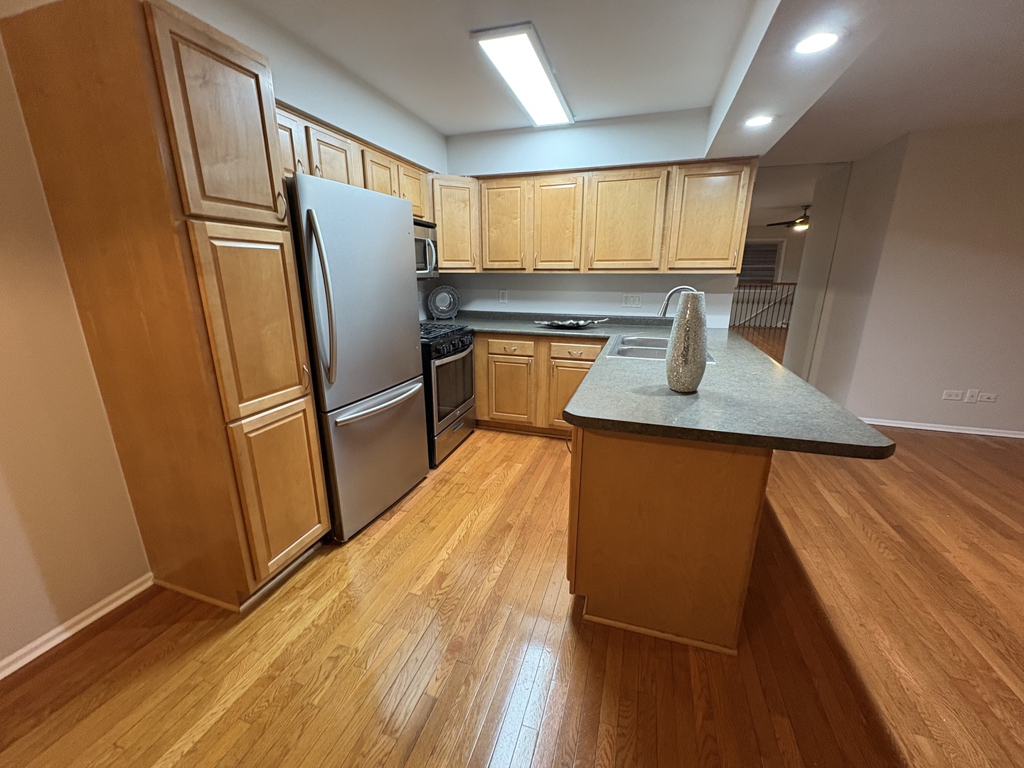 1142 Inverrary Lane, Unit D86 Deerfield, IL 60015 - Photo 5 of 12