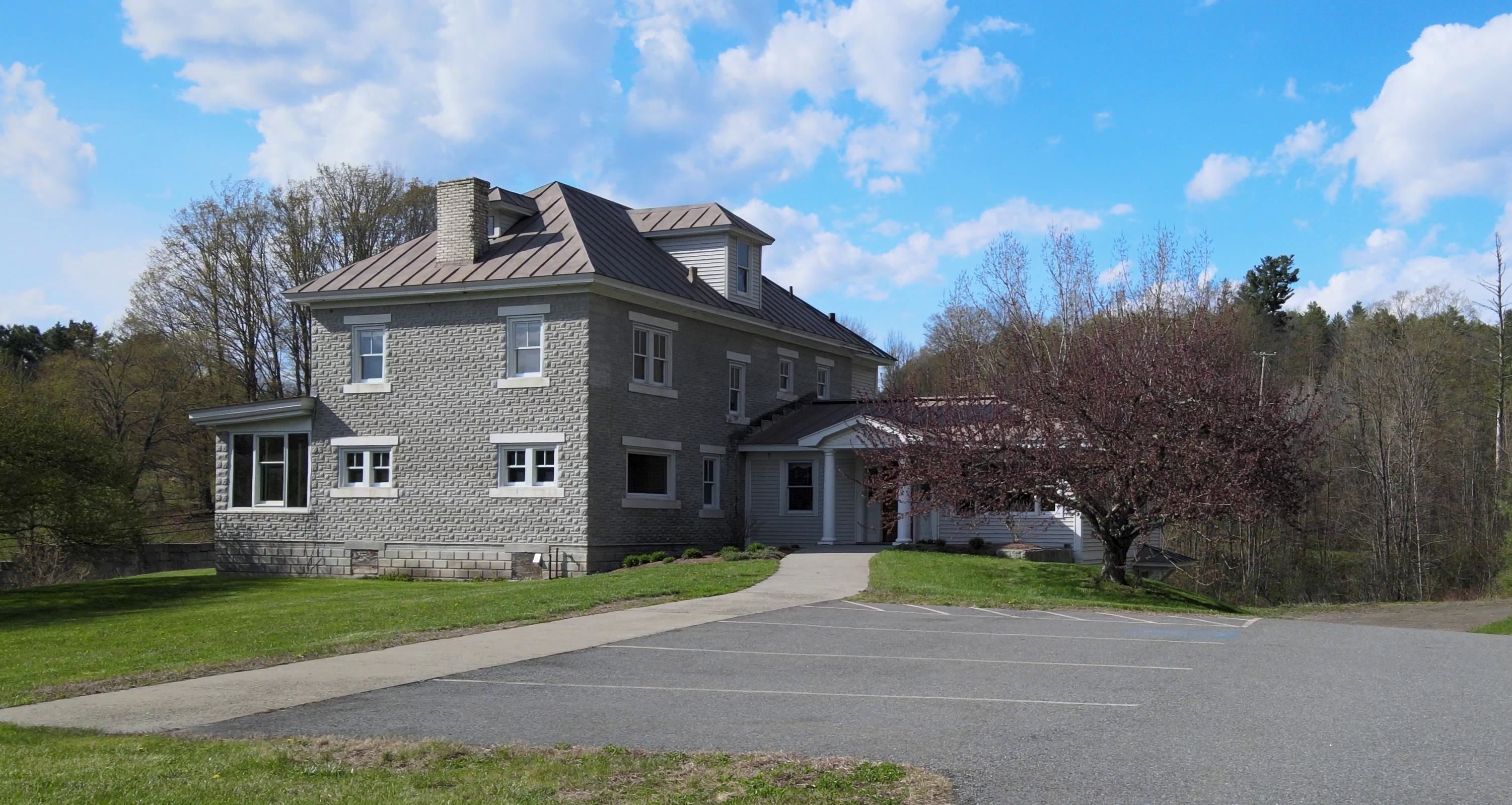 33 Sunset Hill Road Randolph, VT 05060 - Photo 2 of 37