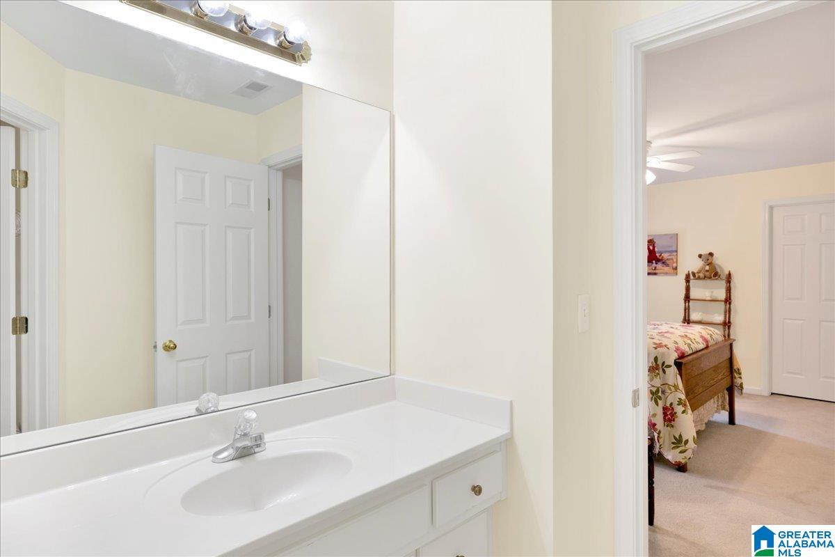 708 Meadow Ridge Court Birmingham, AL 35242 - Photo 37 of 65