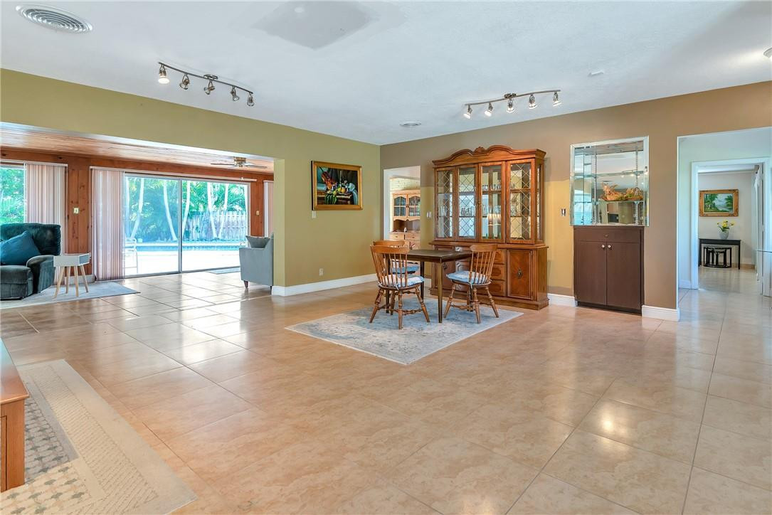 2221 Northeast 39th Street Lighthouse Point, FL 33064 - Photo 18 of 50 Photo 18