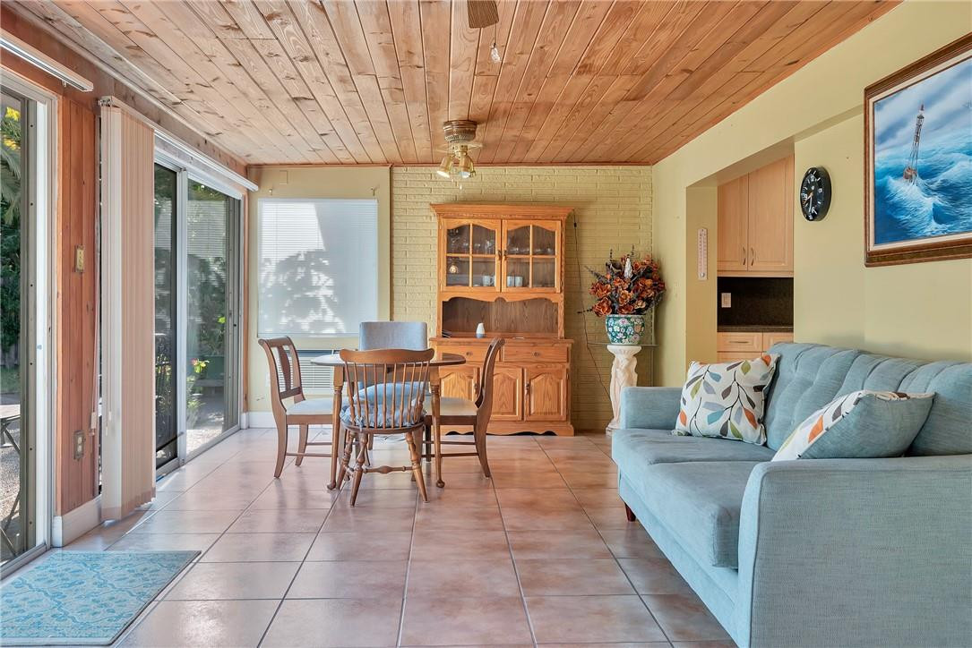 2221 Northeast 39th Street Lighthouse Point, FL 33064 - Photo 19 of 50 Photo 19