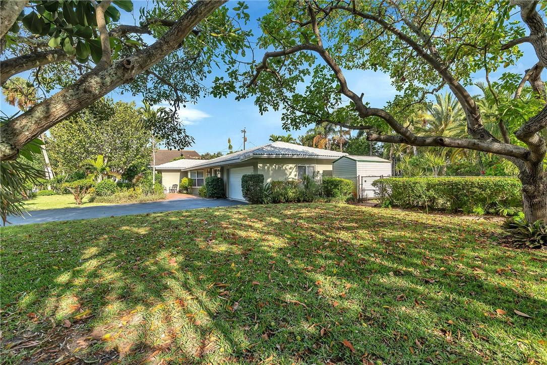 2221 Northeast 39th Street Lighthouse Point, FL 33064 - Photo 4 of 50 Photo 4