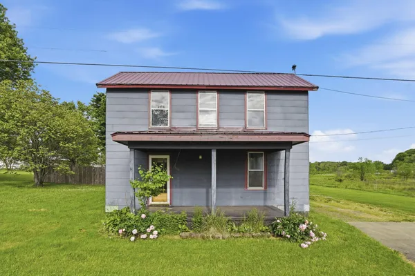 $99,900 | 4304 Ceramic Road, Crooksville, OH 43731