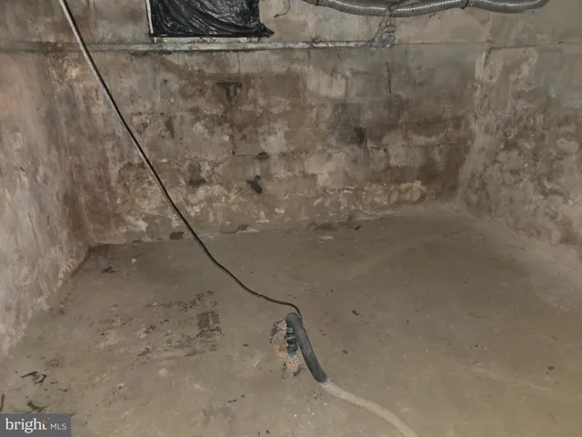 $160,000 | 142 West Penn Street, Norristown, PA 19401