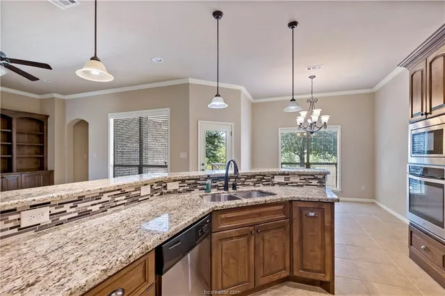 $2,900 | 2509 Kimbolton Drive, College Station, TX 77845